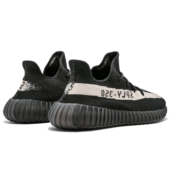 Yeezy Boost 350 V2 Black White Designer sneakers Trainers Factory