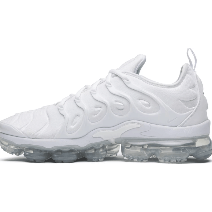 White vapormax hot sale plus