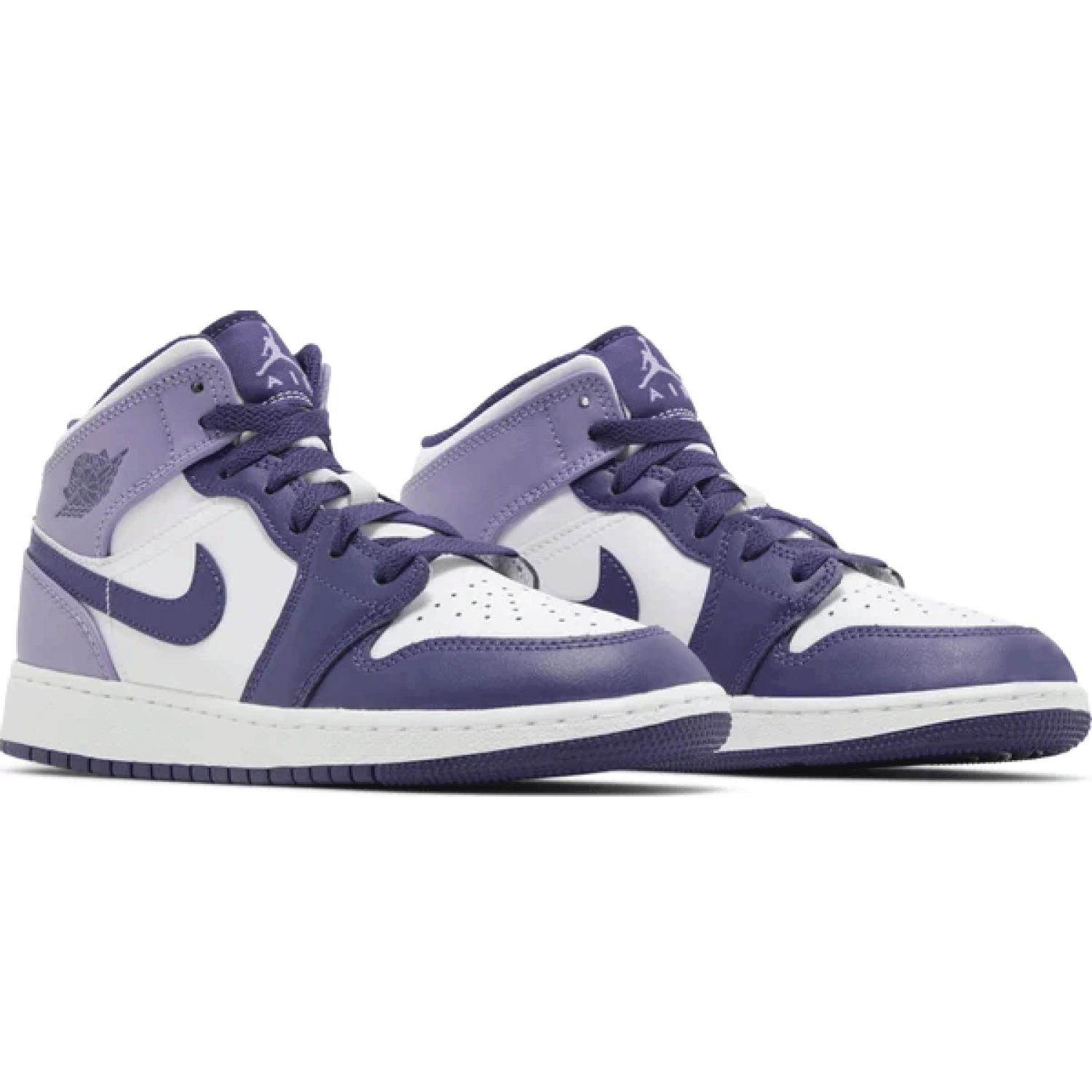 This is the pair of Air Jordan 1 Mid GS 