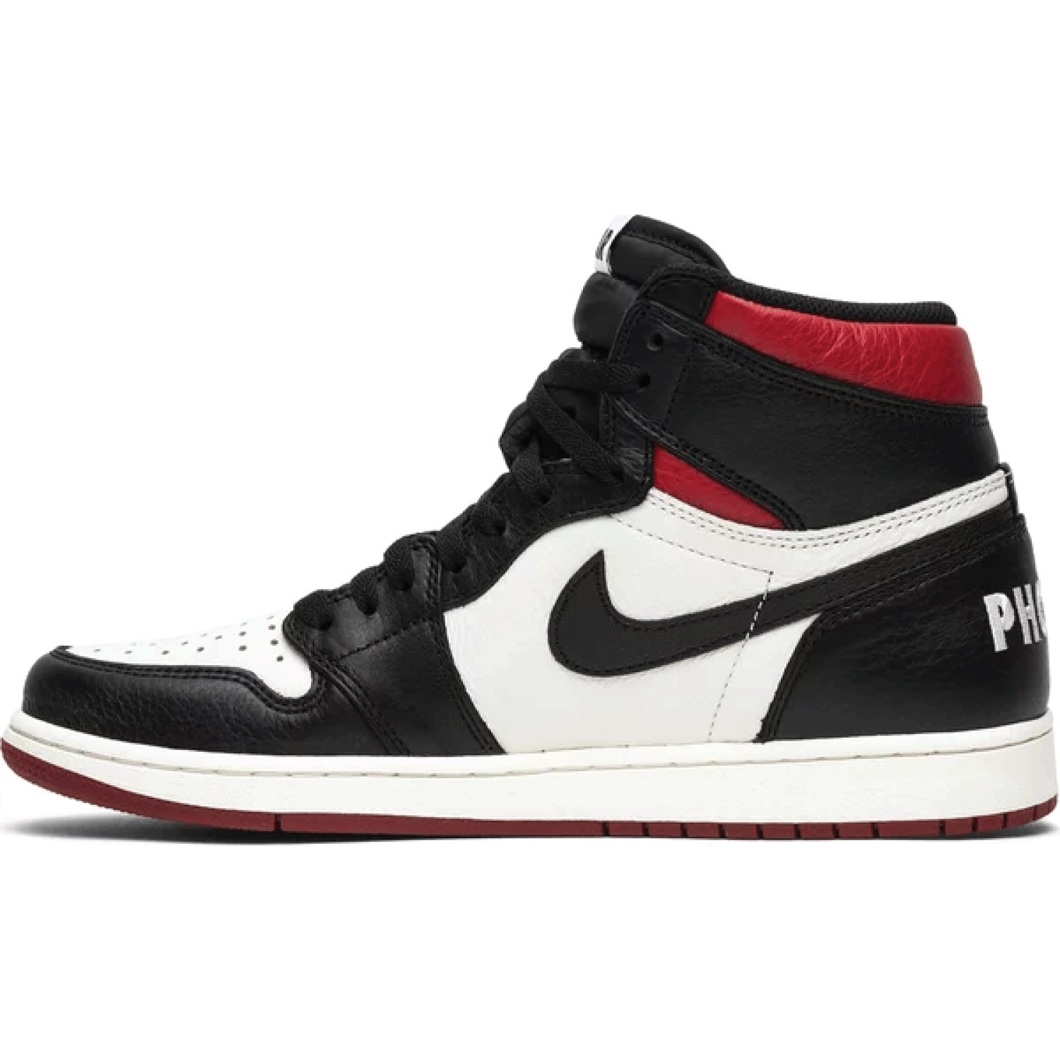 This is the left side shoe of Air Jordan 1 Retro High OG NRG 